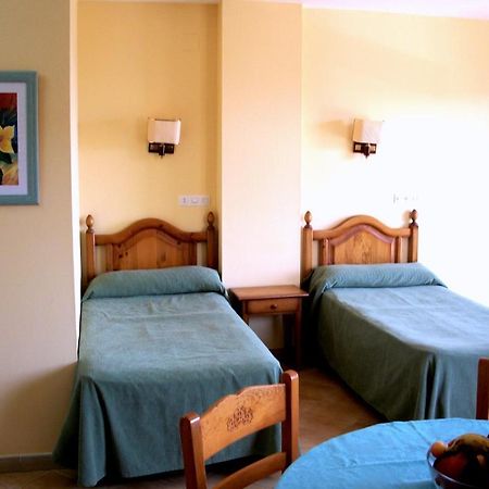Apartamentos Triton กาลารัตจาดา ห้อง รูปภาพ