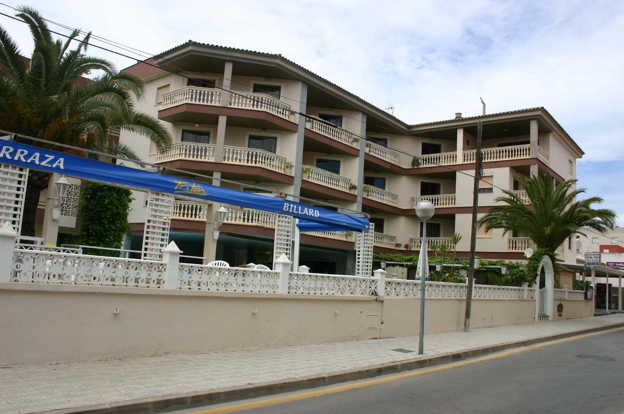 Apartamentos Triton กาลารัตจาดา ภายนอก รูปภาพ